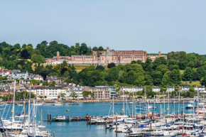 Discover Dartmouth - 3 bedroom townhouse